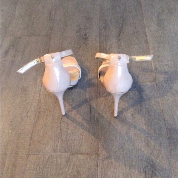 Sam Edelman Ankle Strap Heels - Never Worn - Picture 3 of 4